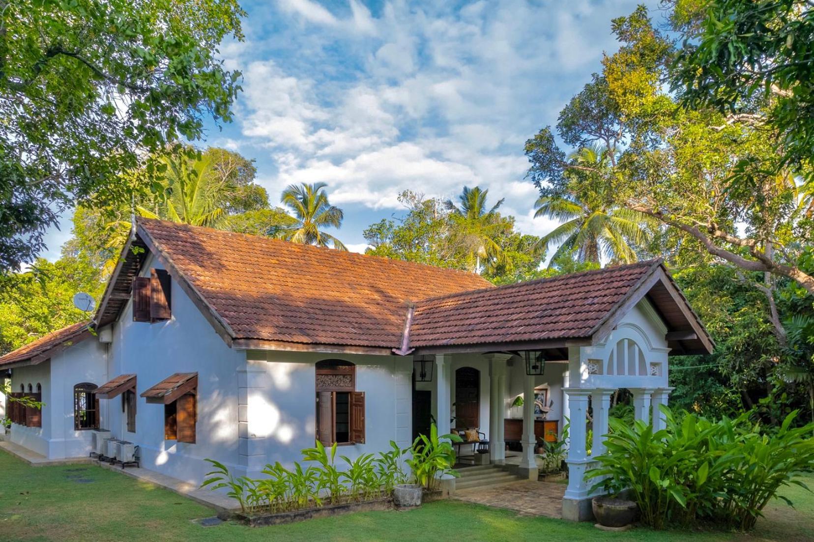 Mo River House Luxury Villa Hikkaduwa Exterior photo